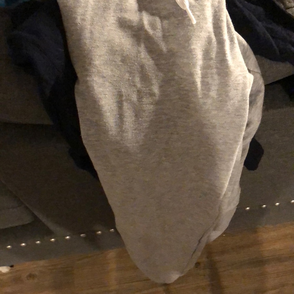 Sweatpants - Picture 2 of 3